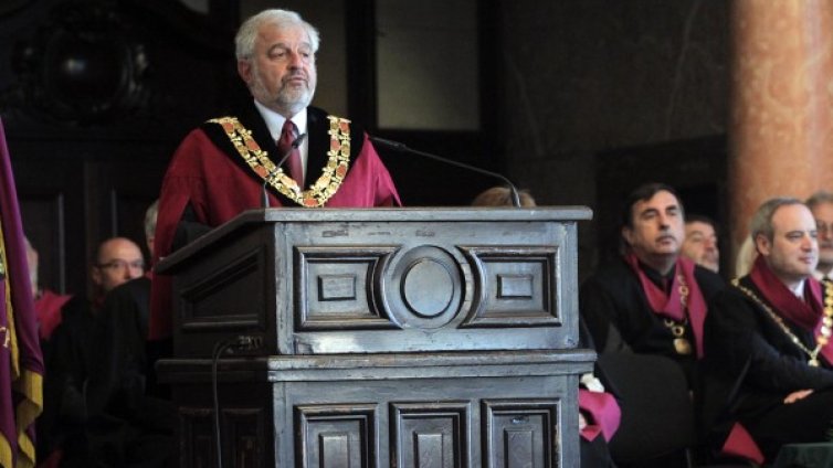 Проф. Илчев към студентите: Знанието побеждава арогантната сила