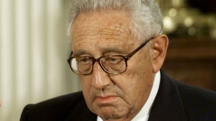 Хенри Кисинджър е замислял "да смаже" Куба