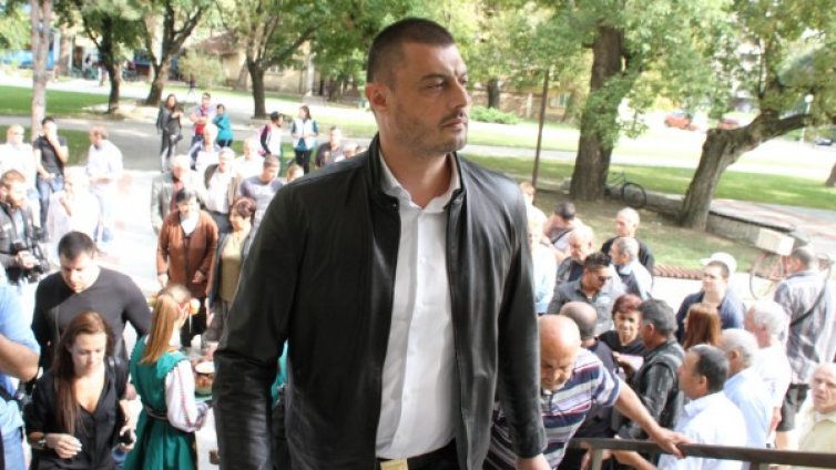 Бареков напира да преговаря за кабинет 