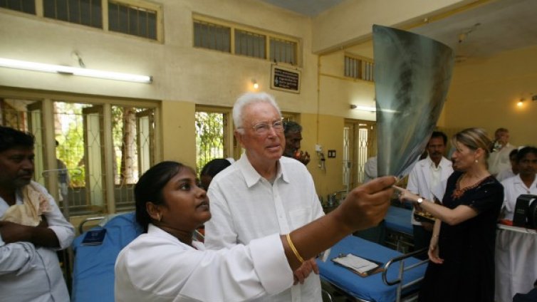 Предприемачът с големите обувки