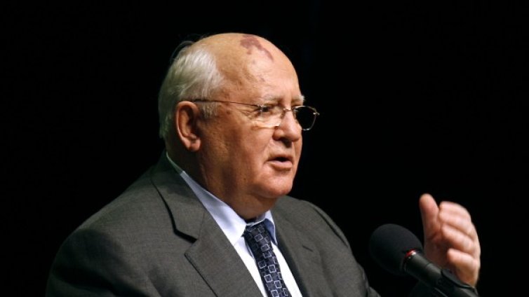 Михаил Горбачов е приет в болница