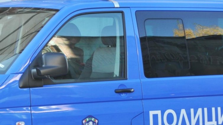Шофьор плаши с пистолет пешеходец в София