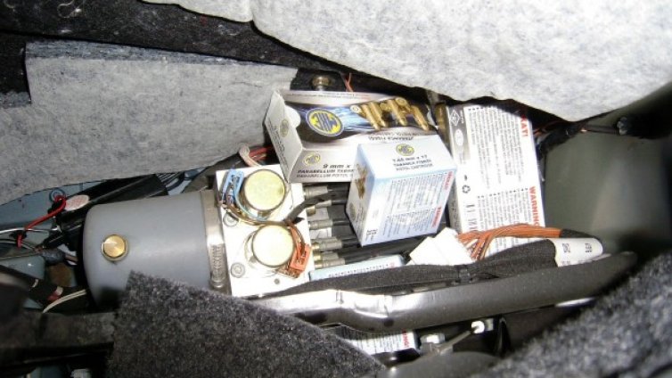 Заловиха боен арсенал на "Капитан Андреево"