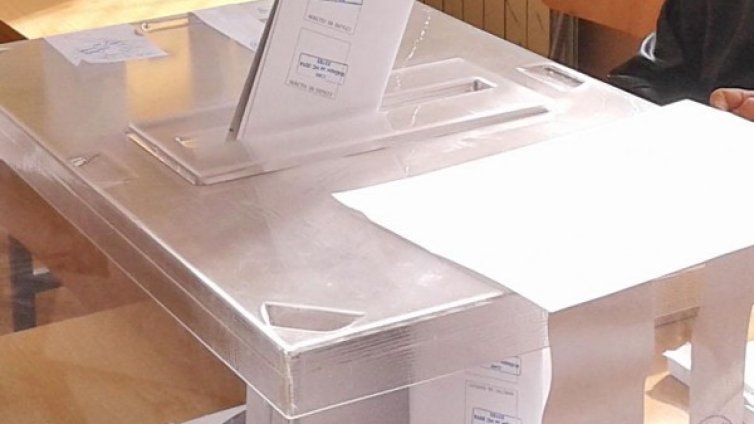 Mъж отнесе година условно за купуване на гласове 