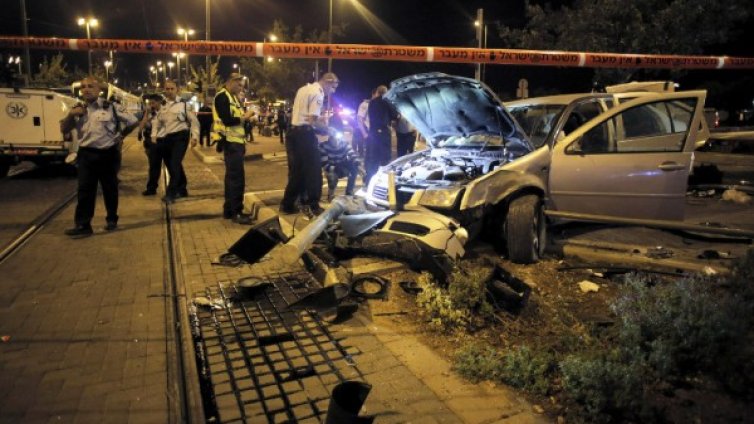 Катастрофа и стрелба доведоха до размирици в Източен Ерусалим