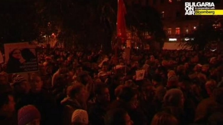 Протести в Унгария срещу въвеждането на данък върху интернет трафика