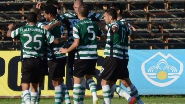 Черно море потопи "бялата лавина"