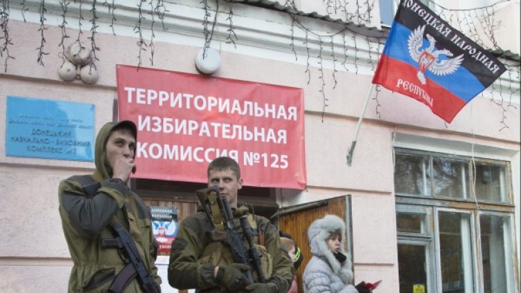 Киев започва дело заради вота в сепаратистка Украйна