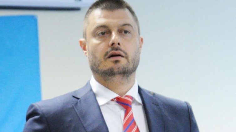 Бареков: Кабинетът ГЕРБ-РБ е сглобен като буламач 