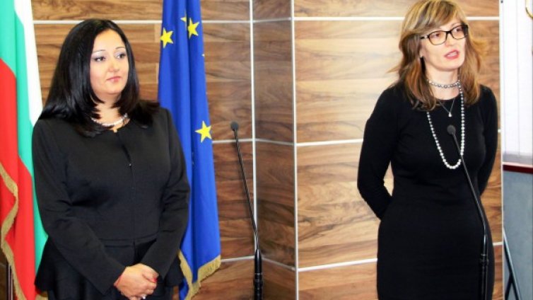 Павлова с 3 задачи &ndash; европари, пътища и зимна подготовка 