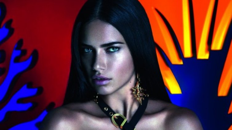 Морската сирена Адриана Лима