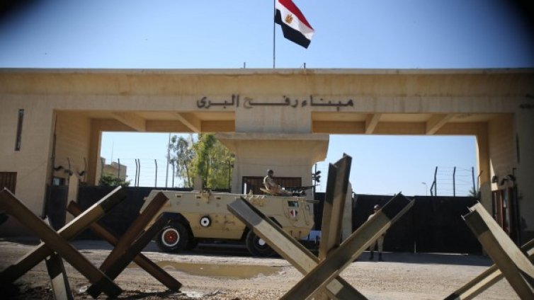 Петима египетски военни и полицаи убити от ислямисти в Синай