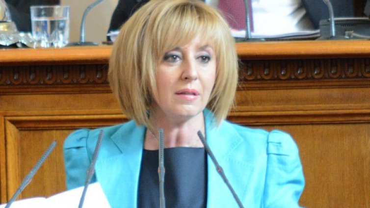 БСП дава на съд новите правила в НС, запушвали й устата