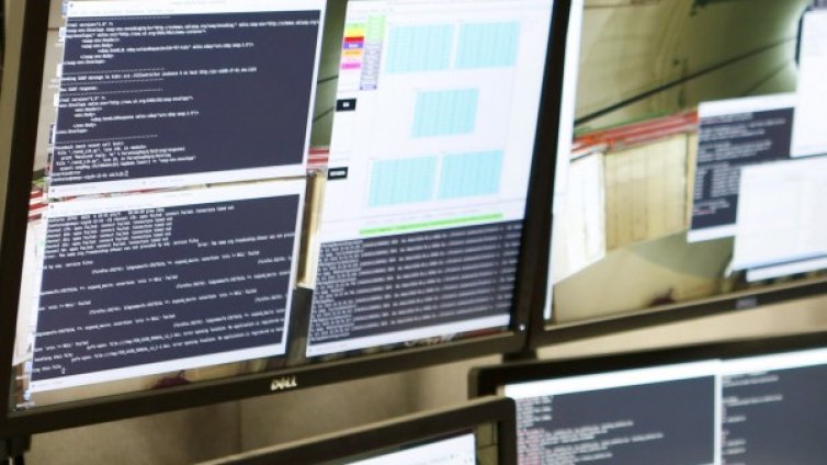 Хакнаха компютрите на Държавния департамент на САЩ