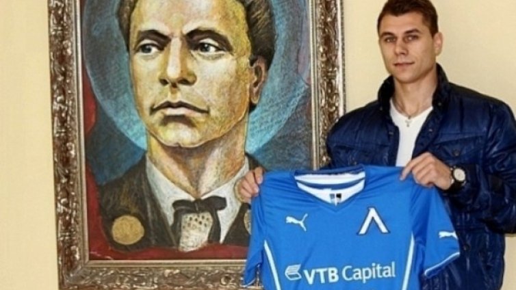 Крило на Левски отива в Ботев