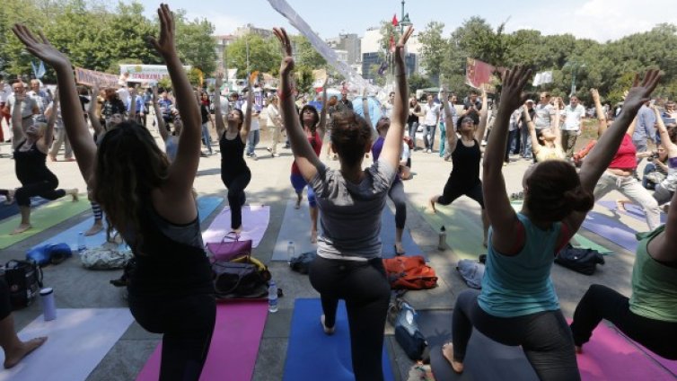 Йога &ndash; полезна при менструални болки