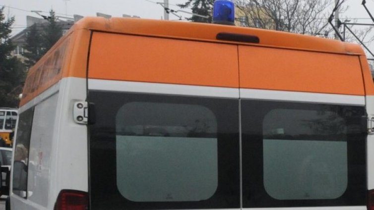 Двама души пострадаха при катастрофа в Бояна 