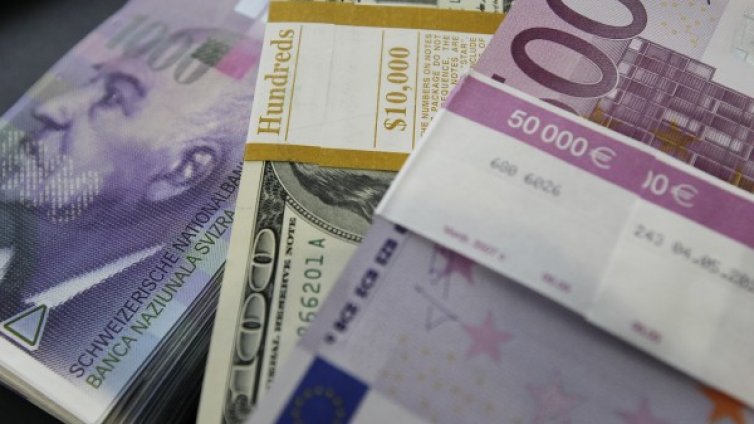 Богатите в Гърция станали по-богати и повече през 2014 г.