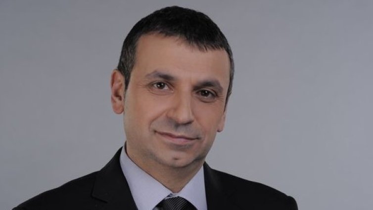 Москов е надъхан, има идеи за здравни реформи 