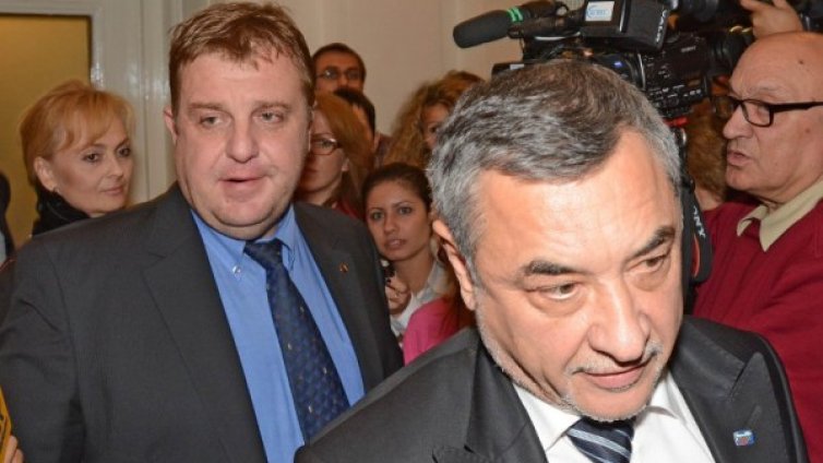 Няма да се цепим, просто говорим по различен начин!