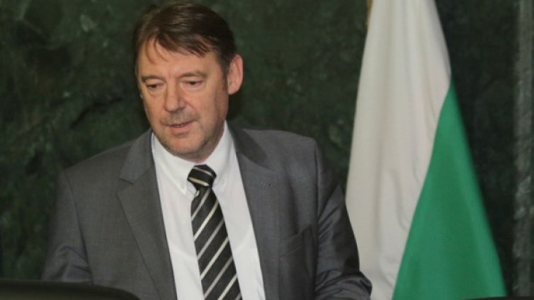 РБ искат оставката на шефа на ДАНС, и ГЕРБ недоволни от него 