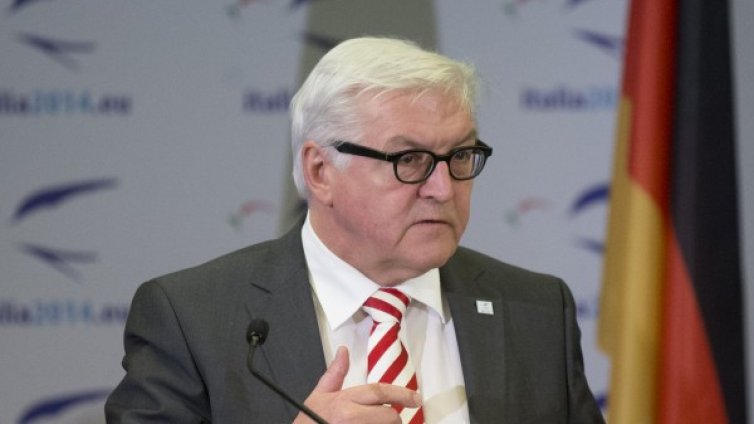 Приемането на Украйна в НАТО не стои на дневен ред