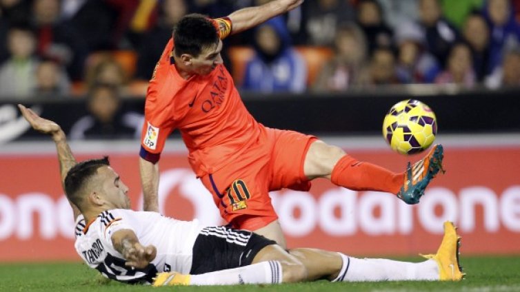 Барса надви Валенсия в края