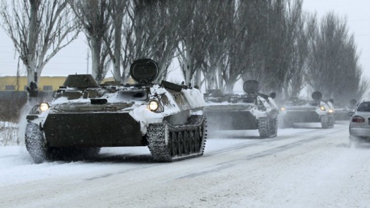 Украинските части и сепаратистите в Луганск спират огъня на 5 декември