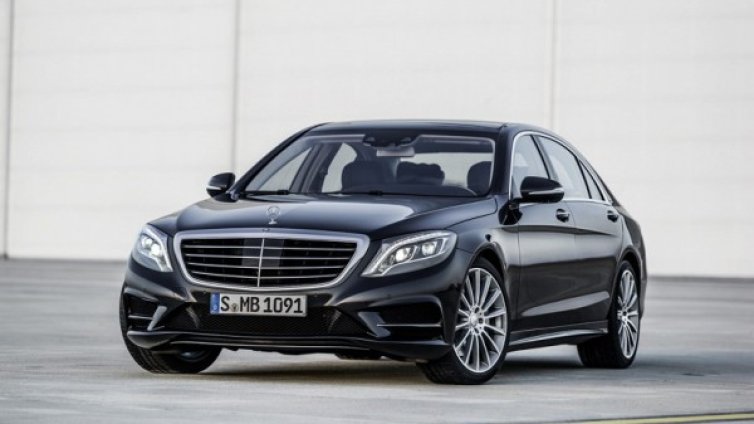 Дами избраха Mercedes-Benz S-Class за кола на годината 