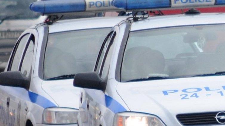 Пипнаха 27 души при акция срещу наркодилъри във Варна