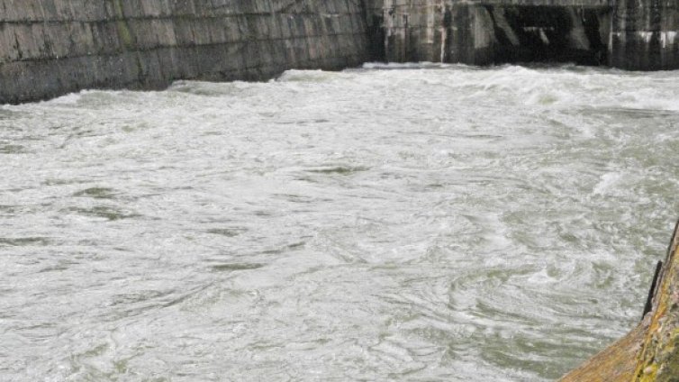 МОСВ: Висока вълна преминава през язовирите от каскада "Арда"