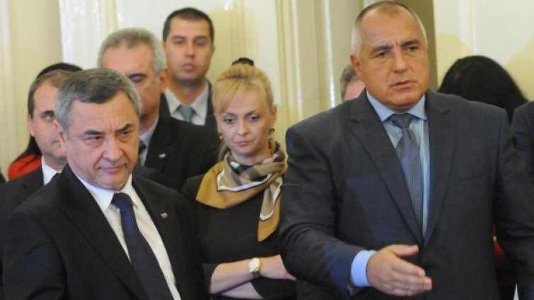 Напускаме Борисов, ако няма задължително гласуване!