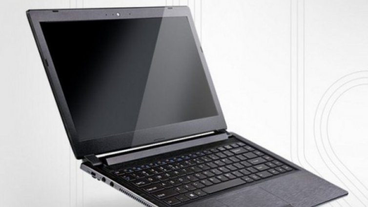 Нов и лъснат - лаптоп "Правец" за 1094 лв. 