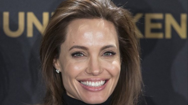 Анджелина Джоли се разболя от варицела