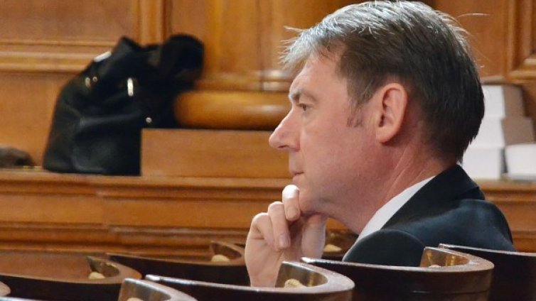 ДАНС срещу ГЕРБ и президента заради Закона за МВР