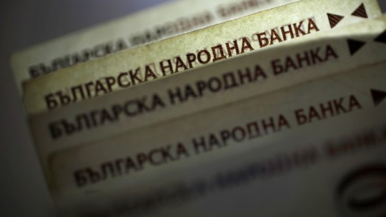 85-годишна баба даде 2500 лв. на ало измамник
