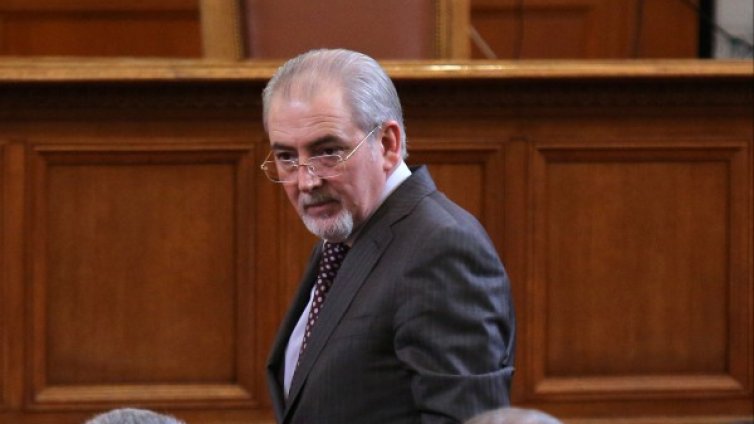 Ако Борисов не се освободи от ПФ, кабинетът е обречен!