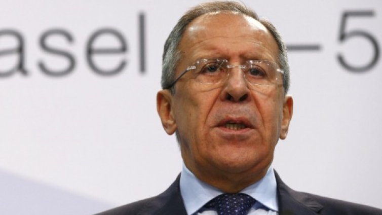 Москва укори Киев за отмяната на необвързания й статут