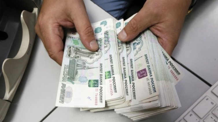 Русия помага с 6 млрд. рубли на износителите на оръжие 