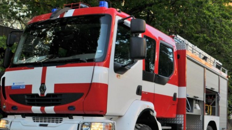 Пътнически автобус горя в Бобошево