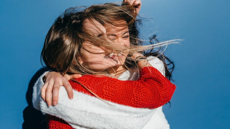 Зодиите, които биха поели куршум за приятелите си