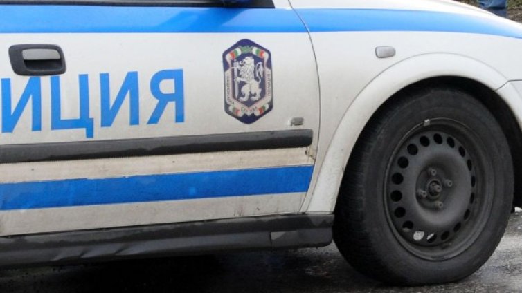 Пешеходец на 80 г. загина, кола го блъсна на метри от пешеходна пътека