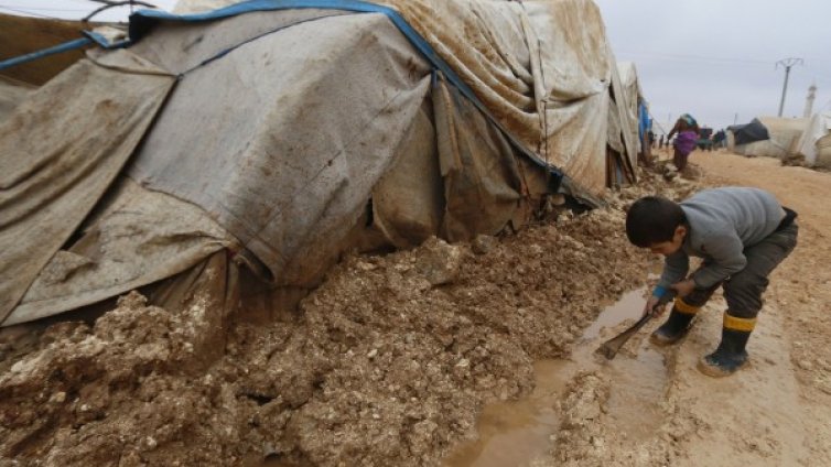 Сирийците са най-многобройните бежанци в света