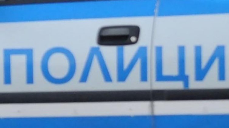 13-годишен ограби лекарски кабинет в Троянско