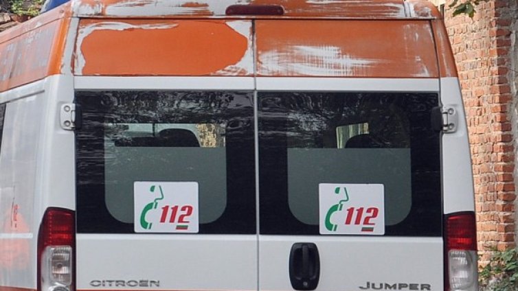 Линейка катастрофира в къща в Смолян