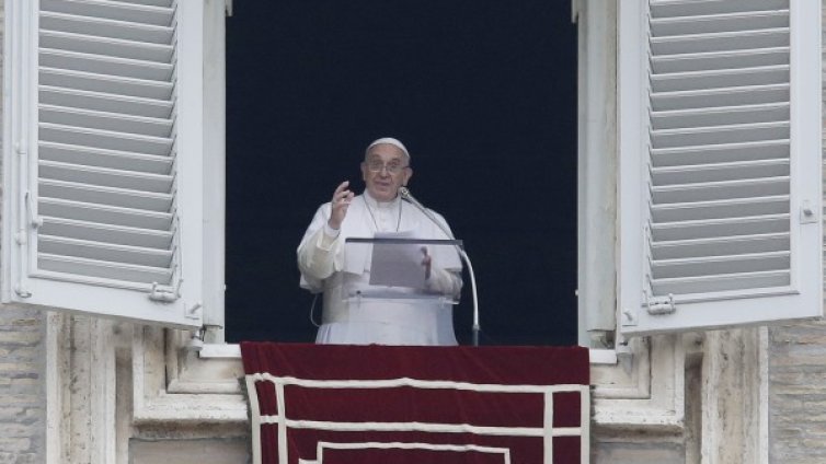 Атентатът в Париж е "форма на религиозно отклонение"!