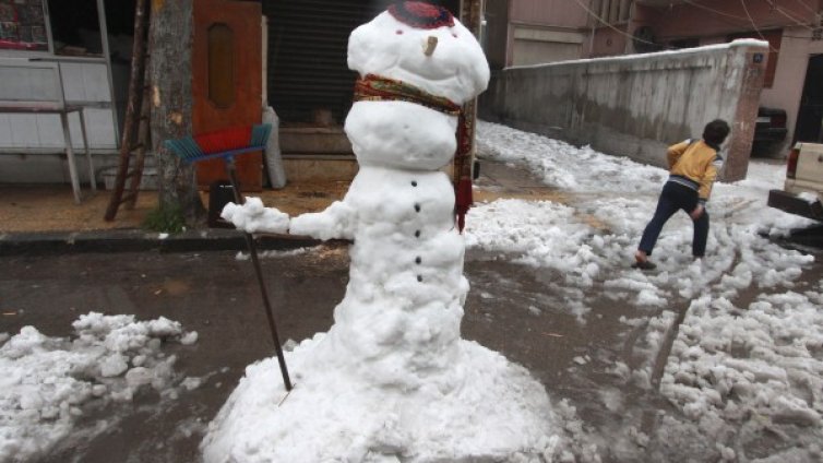 Саудитски духовник забрани да се правят снежни човеци