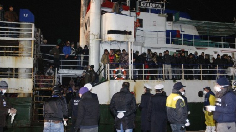 Интернет и трафикът на хора през Средиземно море