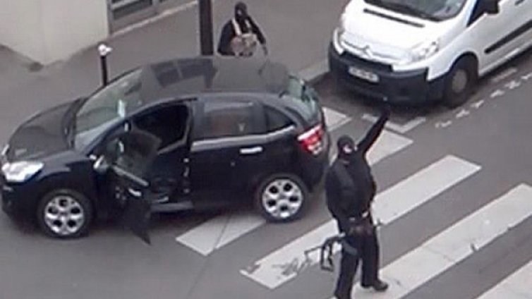 Ал Кайда пое отговорност за атаката срещу "Шарли ебдо"