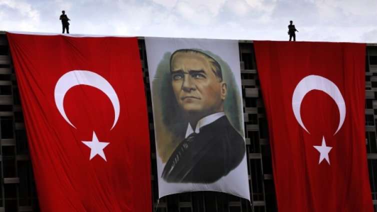 Турски вестник публикува рецепти вместо новини